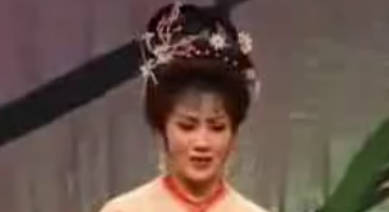 越剧《梁山伯与祝英台》选段：记得草桥两结拜.MP4视频下载