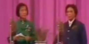 越剧《山河恋》选段：送信. 尹桂芳 袁雪芬.MP4视频下载