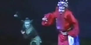 越剧《情探》选段：行路-傅派.陈颖 顾卫林MP4视频下载