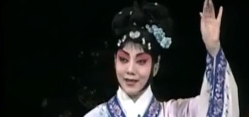 京剧选段《马前泼水》mp4下载