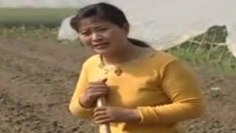 民间小调《两个儿媳撕婆婆》上集MP4视频下载